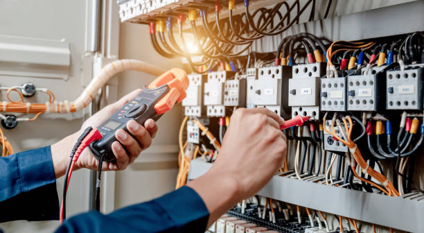 Best Industrial Electrical Services  in Centralia, WA