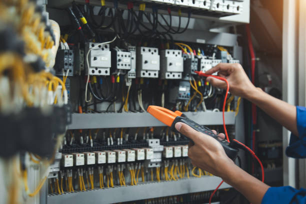 Best Local Electrician Companies  in Centralia, WA